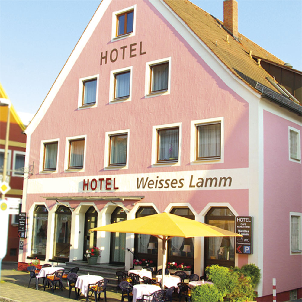 Hotel%2dCafe "Weißes Lamm"
